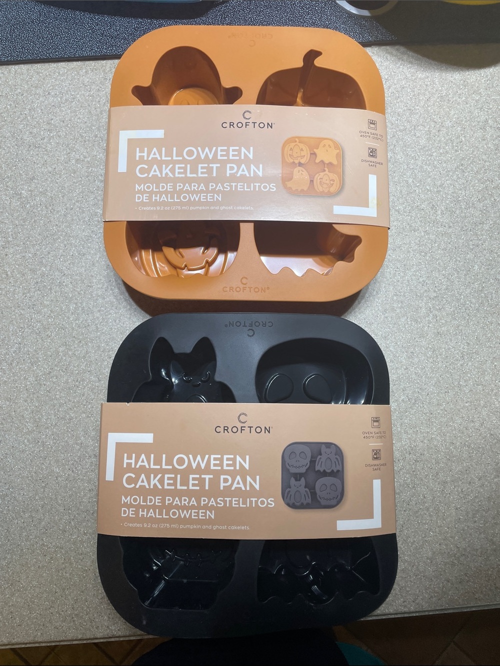 Halloween pans